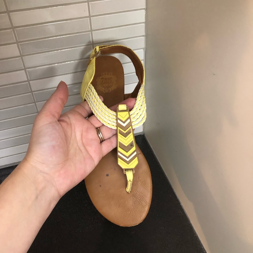 Juicy Couture women’s sandals